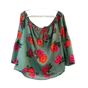 Charlotte Russe Women’s Top Green Floral Bell Sleeves Keyhole Neck Size XL